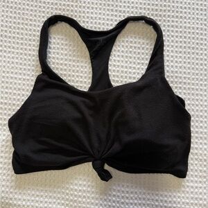 ALO Yoga Black Twist Front Sports Bra